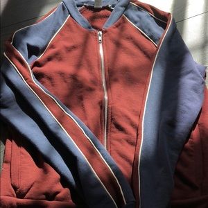 Alternative zip jacket